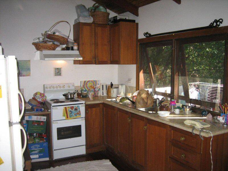 16 NANDROYA AVENUE, Ocean Shores NSW 2483