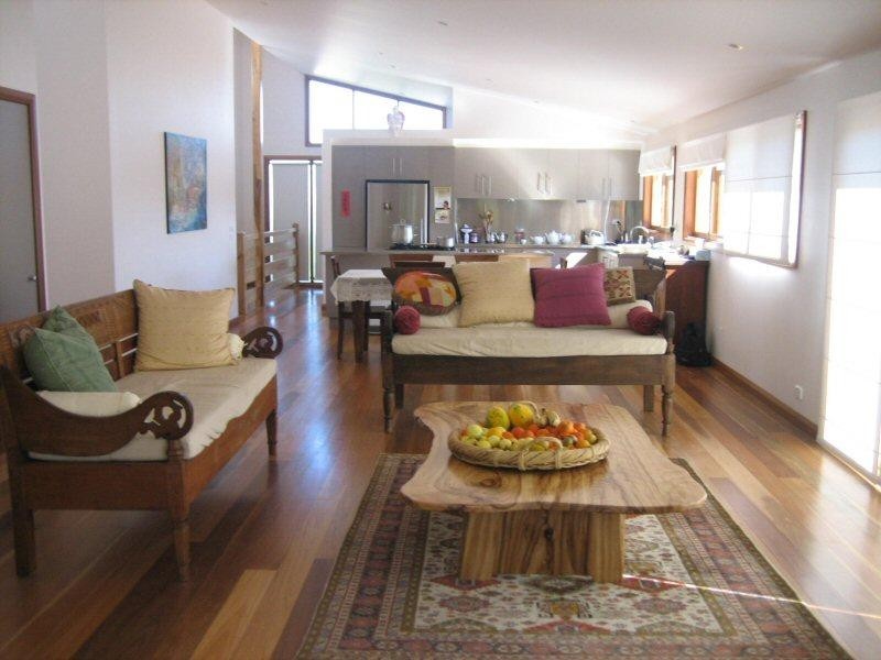 8 MIA COURT, Ocean Shores NSW 2483