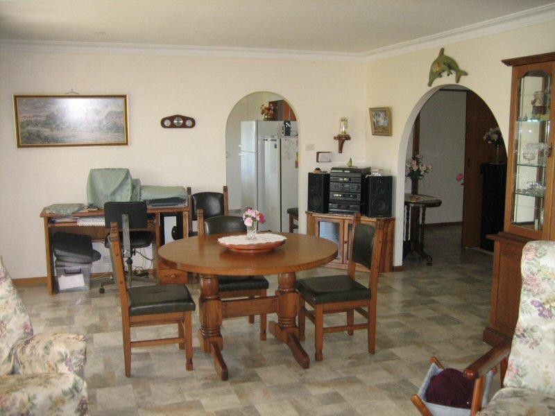 40 Yamble Drive, Ocean Shores NSW 2483