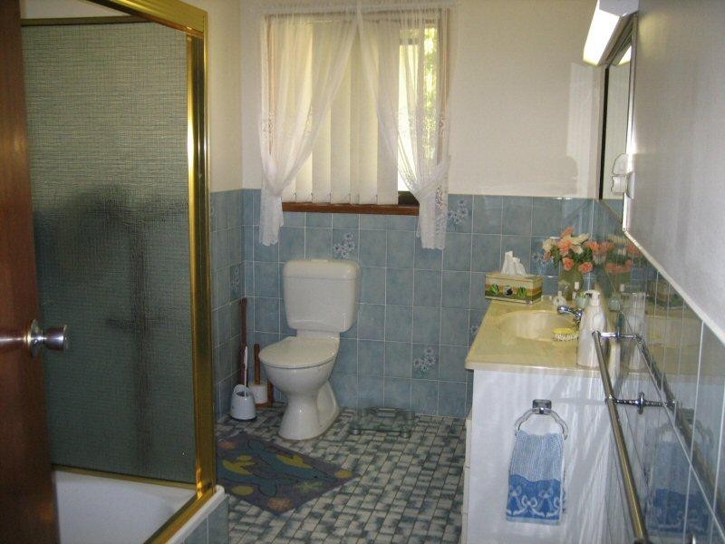 40 Yamble Drive, Ocean Shores NSW 2483