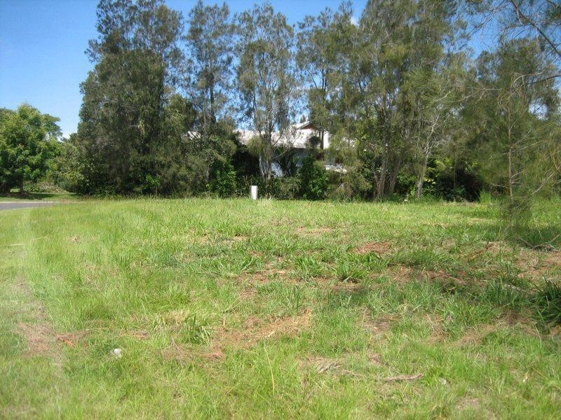 5 CANOWINDRA COURT, South Golden Beach NSW 2483