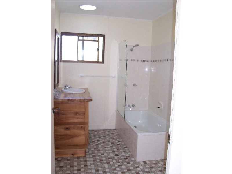 28 ROYAL AVENUE, South Golden Beach NSW 2483