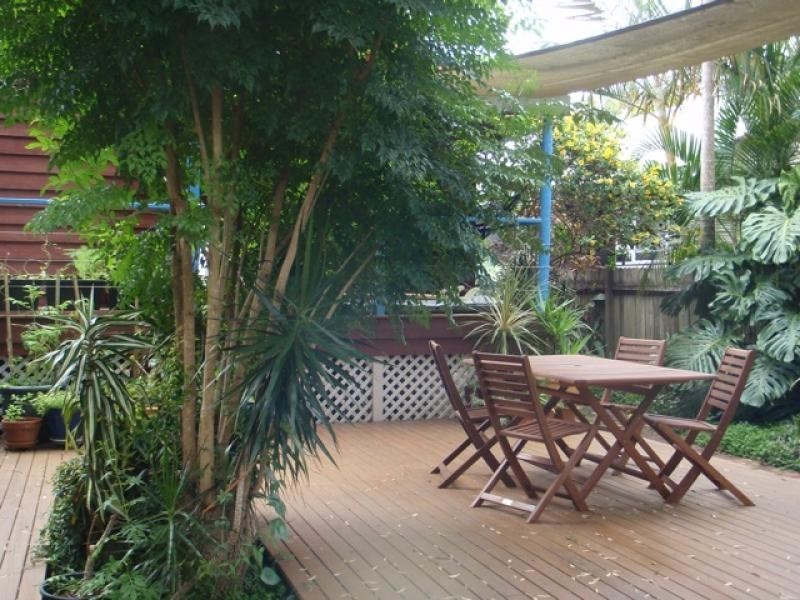 6 ELIZABETH AVENUE, South Golden Beach NSW 2483