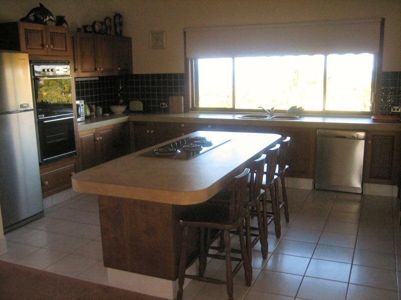 34 Warrambool Road, Ocean Shores NSW 2483