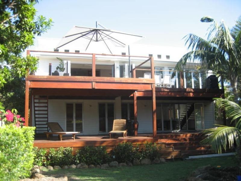 18 Pacific Esplanade, South Golden Beach NSW 2483