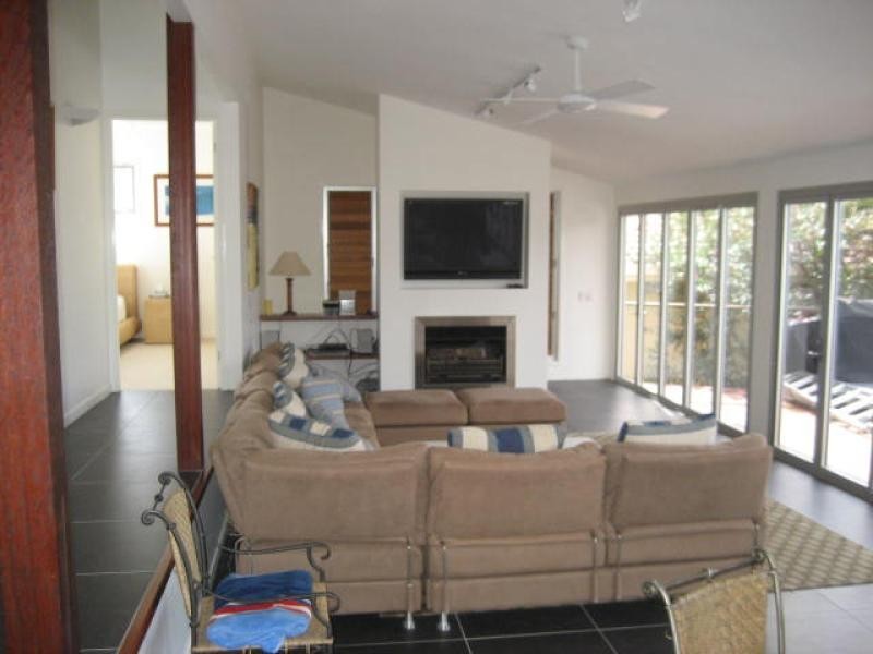 18 Pacific Esplanade, South Golden Beach NSW 2483