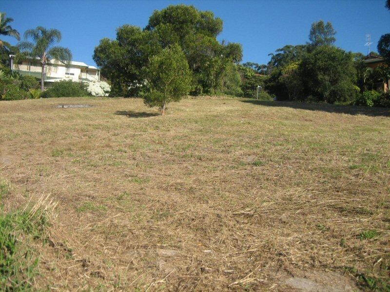 10 Gira Place, Ocean Shores NSW 2483