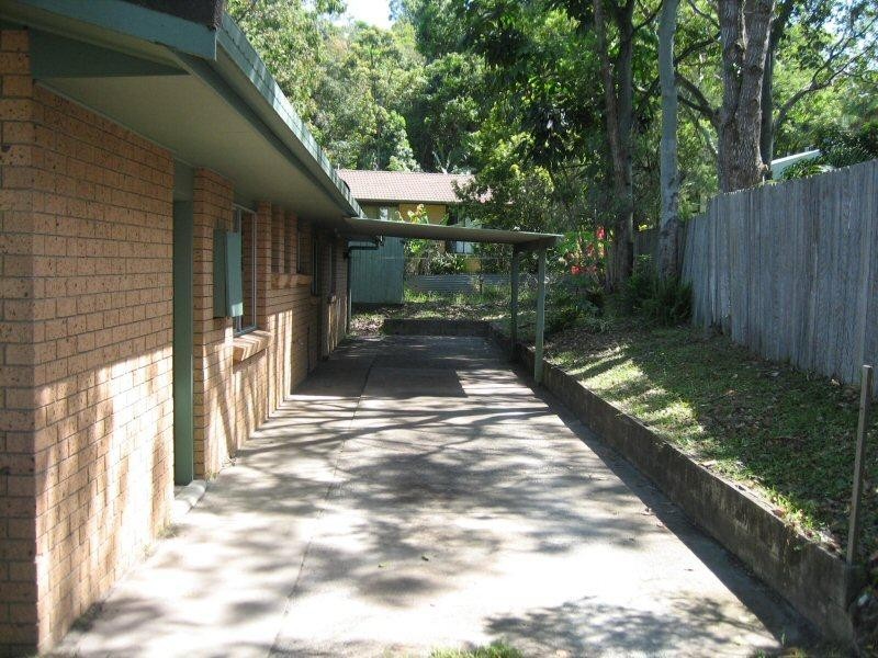 4 Qui Court, Ocean Shores NSW 2483