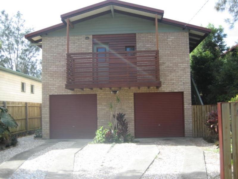 5 ELIZABETH AVENUE, South Golden Beach NSW 2483