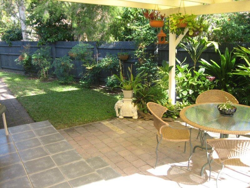 11 Larelar Court, Ocean Shores NSW 2483