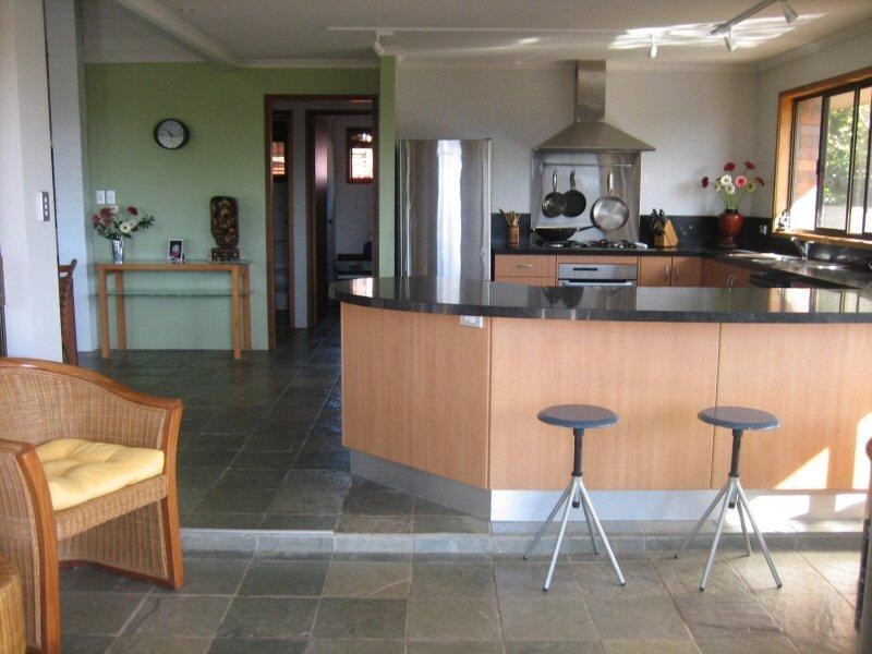 3 Yackatoon Court, Ocean Shores NSW 2483