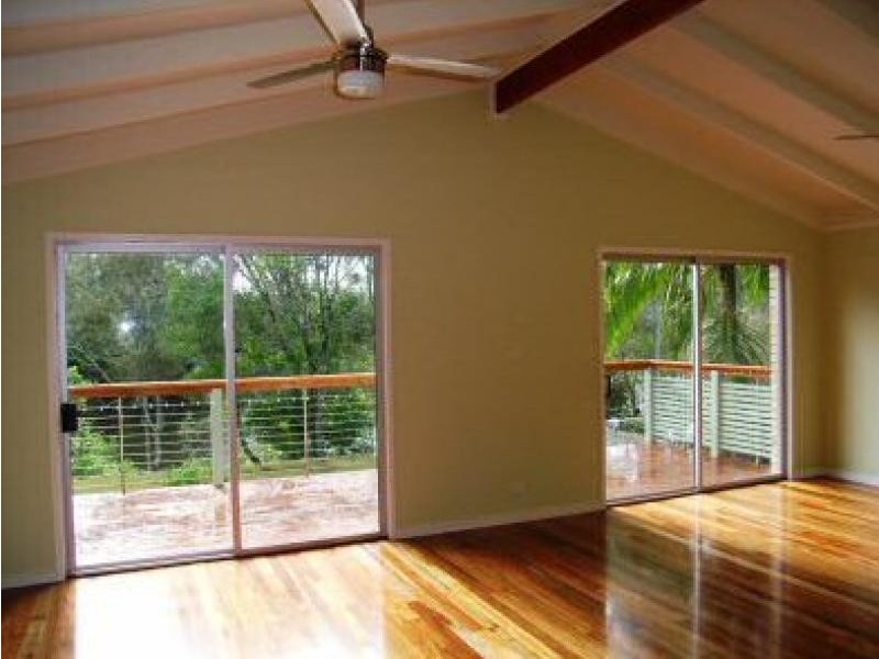 5 ELIZABETH AVENUE, South Golden Beach NSW 2483