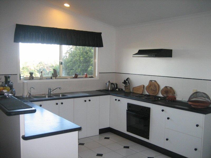 25 Banool Circuit, Ocean Shores NSW 2483