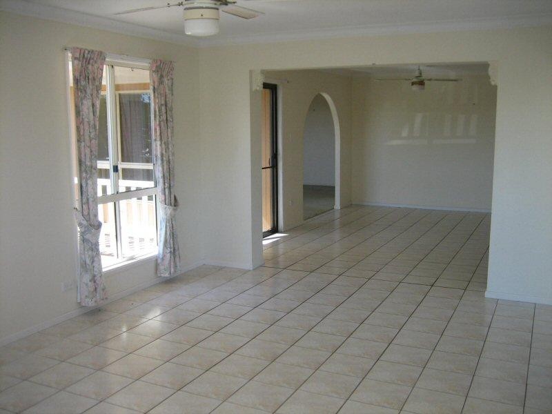 13 Bulgoon Crescent, Ocean Shores NSW 2483