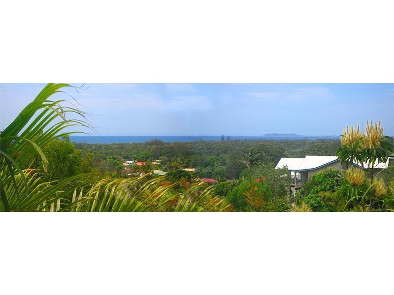 36 BANOOL CIRCUIT, Ocean Shores NSW 2483