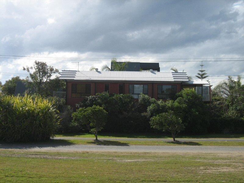 1 Beach Avenue, South Golden Beach NSW 2483