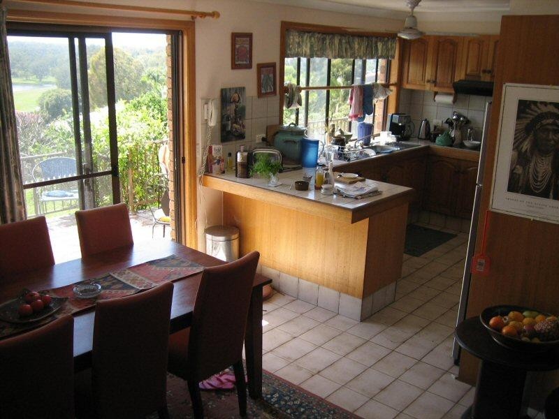 42 Yamble Drive, Ocean Shores NSW 2483