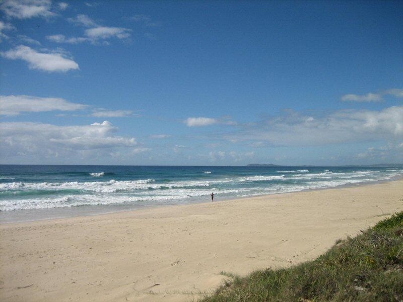 14 Strand Avenue, New Brighton NSW 2483