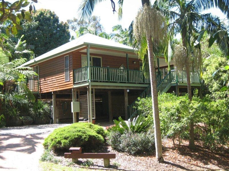 20 Mundurra Avenue, Ocean Shores NSW 2483