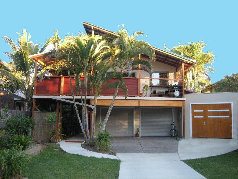 16 Gloria Street, South Golden Beach NSW 2483