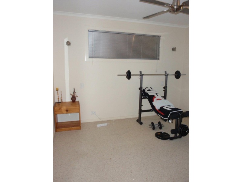 9 Mia Court, Ocean Shores NSW 2483