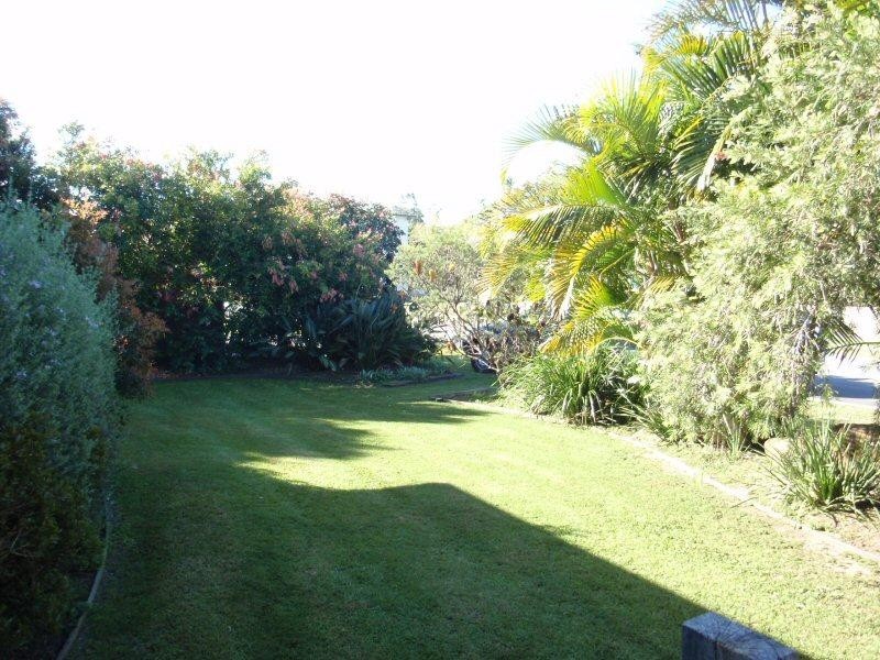 9 Mia Court, Ocean Shores NSW 2483