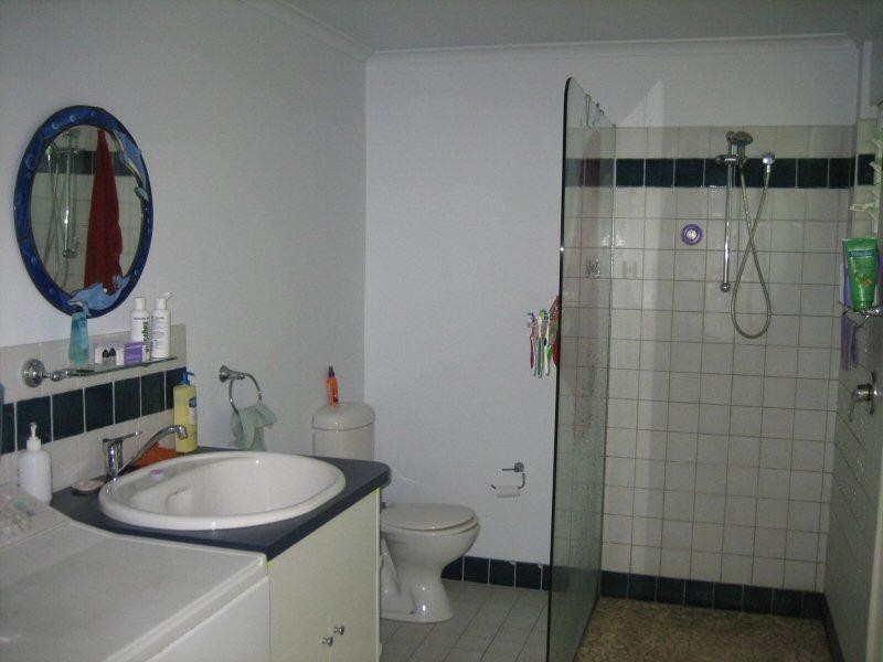 4 Gilba Avenue, Ocean Shores NSW 2483