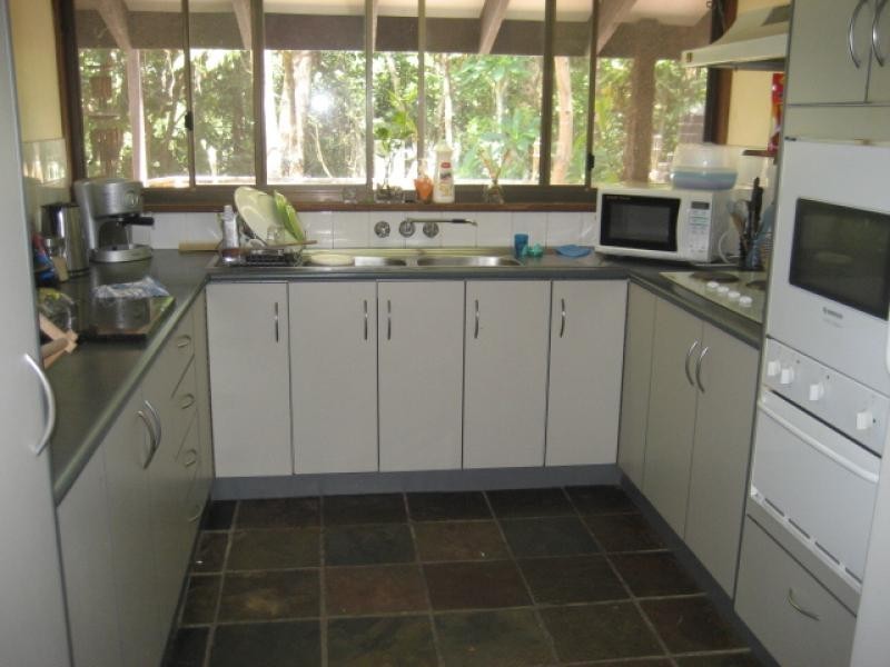 1 GILBA AVENUE, Ocean Shores NSW 2483