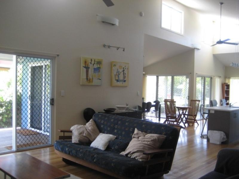 9 mia court, Ocean Shores NSW 2483