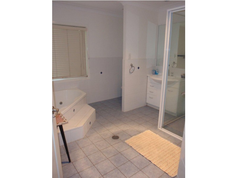 9 TERRACE STREET, New Brighton NSW 2483