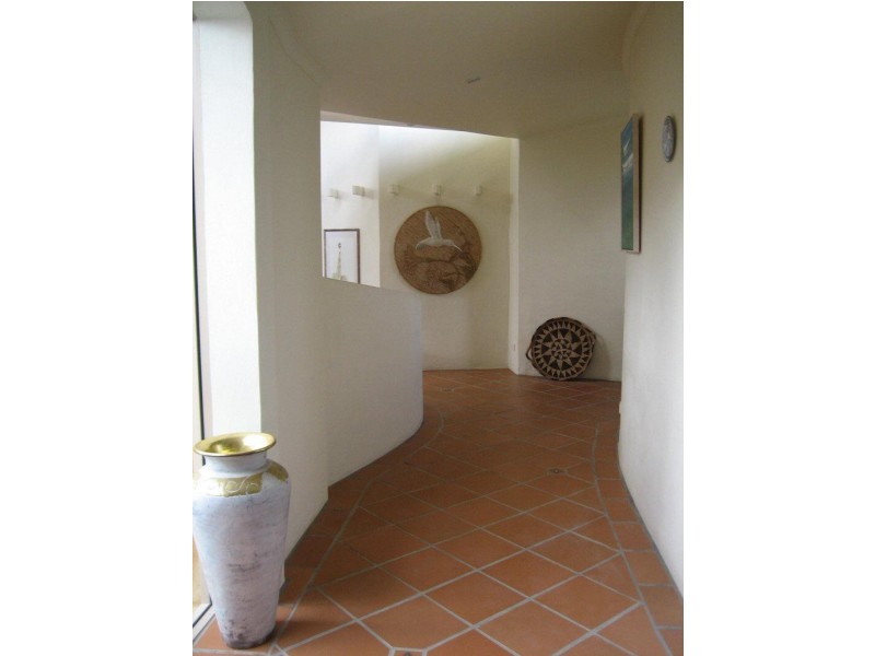 20 Larelar Court, Ocean Shores NSW 2483