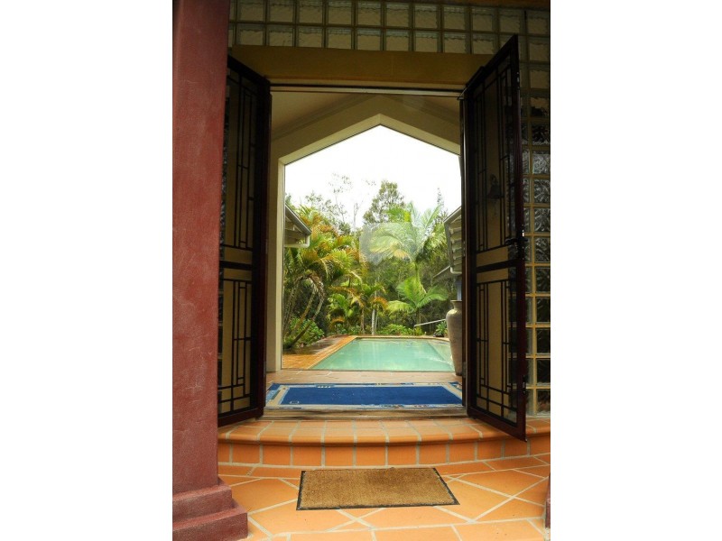 20 Larelar Court, Ocean Shores NSW 2483