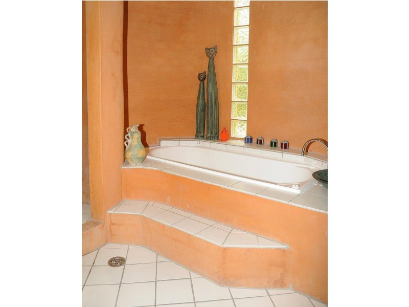 20 Larelar Court, Ocean Shores NSW 2483