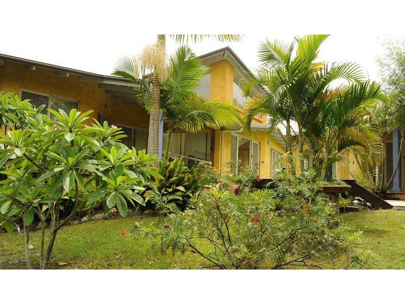 20 Larelar Court, Ocean Shores NSW 2483