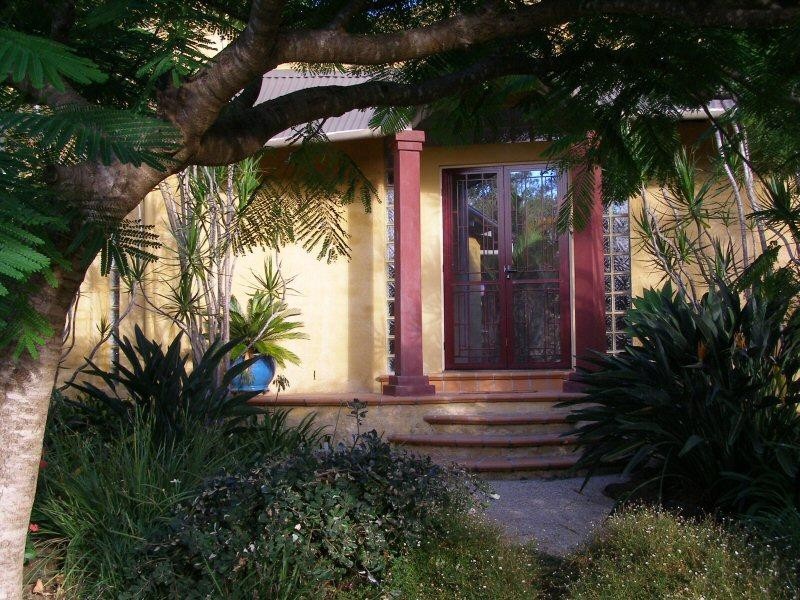 20 Larelar Court, Ocean Shores NSW 2483