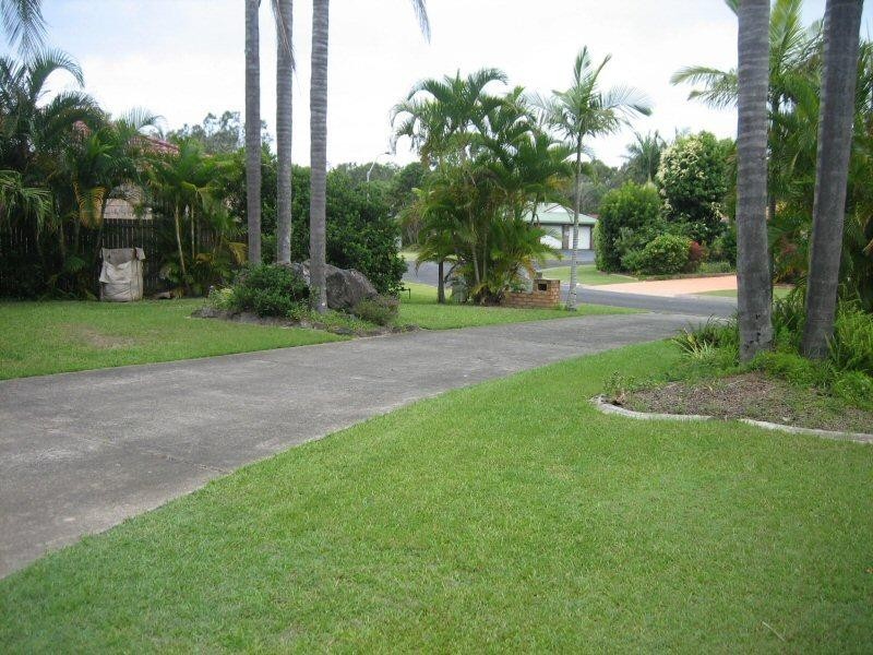 8 Natan Court, Ocean Shores NSW 2483