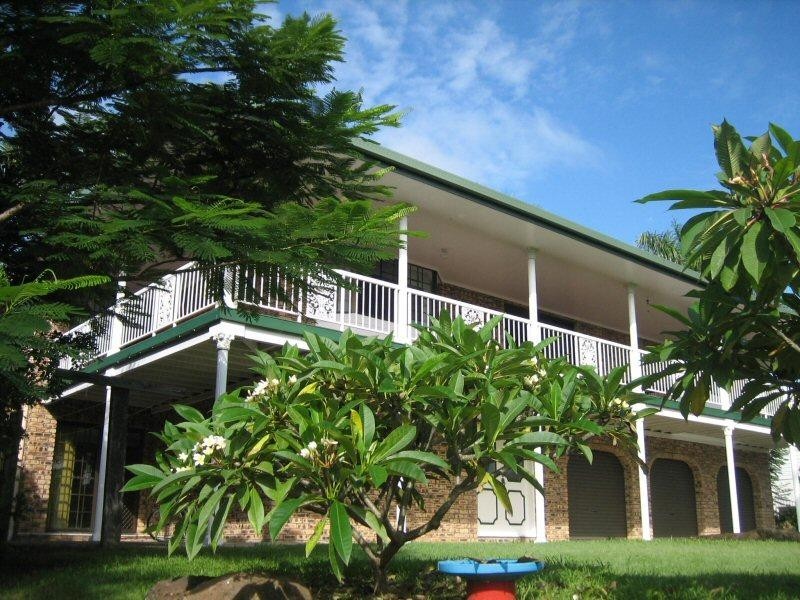 5 Wirree Drive, Ocean Shores NSW 2483