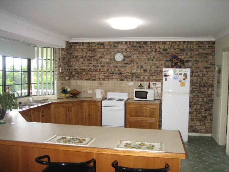 5 Wirree Drive, Ocean Shores NSW 2483