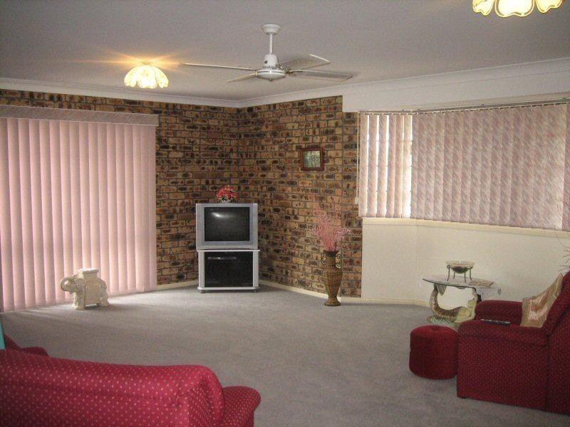 5 Wirree Drive, Ocean Shores NSW 2483