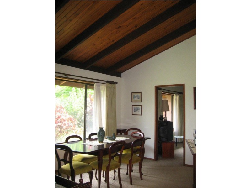 20 Warrambool Road, Ocean Shores NSW 2483