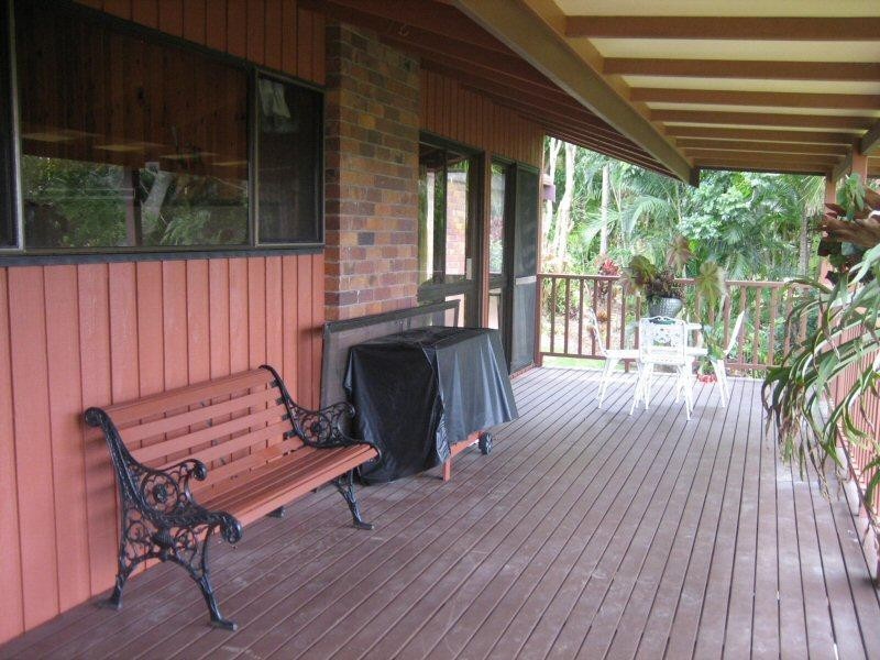 20 Warrambool Road, Ocean Shores NSW 2483