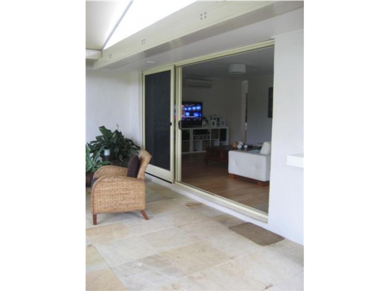 30 NATAN COURT, Ocean Shores NSW 2483