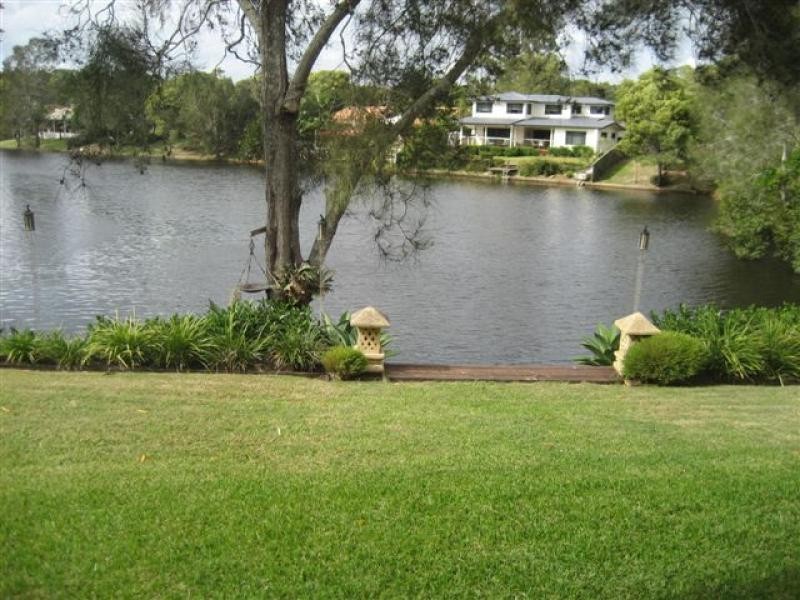 30 NATAN COURT, Ocean Shores NSW 2483