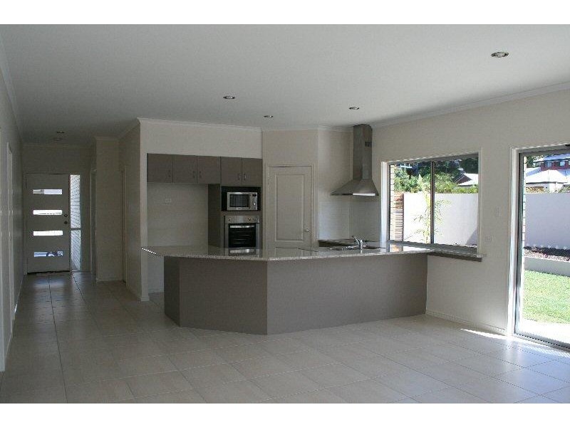 52 A Rajah Road, Ocean Shores NSW 2483