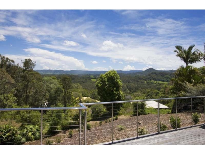 8 Weeronga Way, Ocean Shores NSW 2483