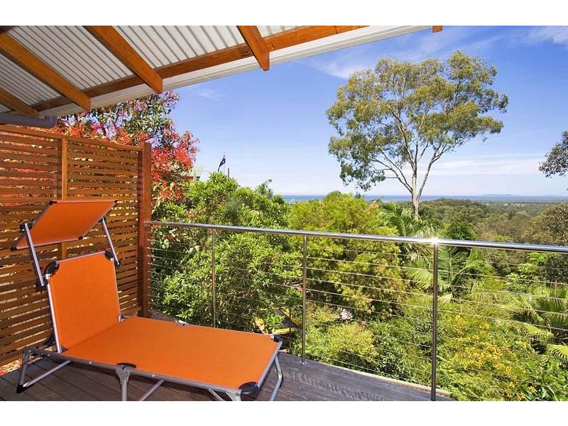 8 Weeronga Way, Ocean Shores NSW 2483