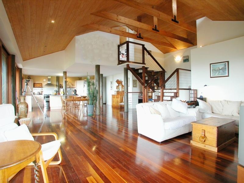 42 Tongarra Drive, Ocean Shores NSW 2483