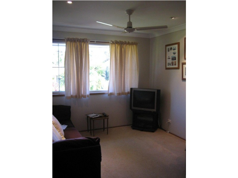 20 Wirruna Avenue, Ocean Shores NSW 2483