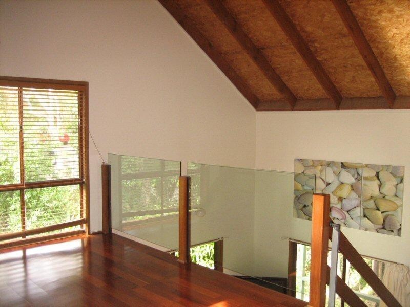 8 Yungarup Place, Ocean Shores NSW 2483