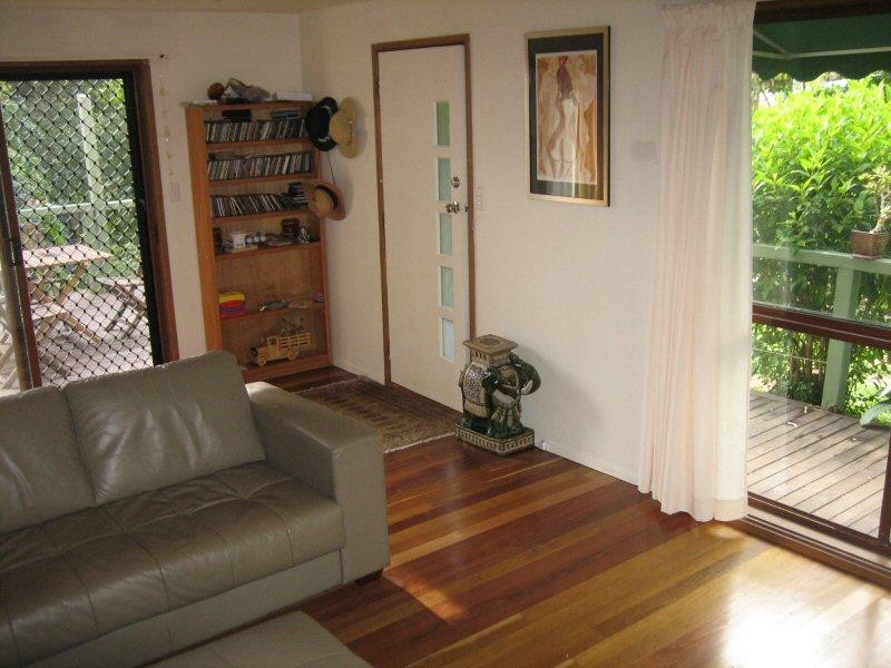 8 Yungarup Place, Ocean Shores NSW 2483